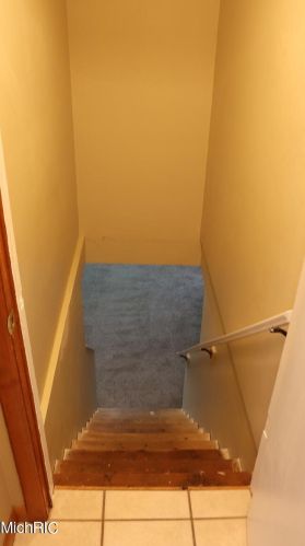 3821 Ellen St, Meskegon MI 49444-4067 exterior