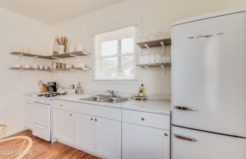 622 8th St, Tucson AZ  85705-8520 exterior