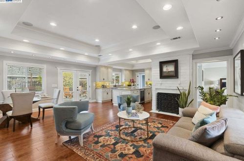 1870 Elinora Dr, Concord CA 94523-2815 exterior