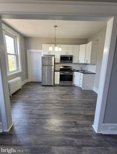 332 Manheim St, Philadelphia PA 19144-3659 exterior