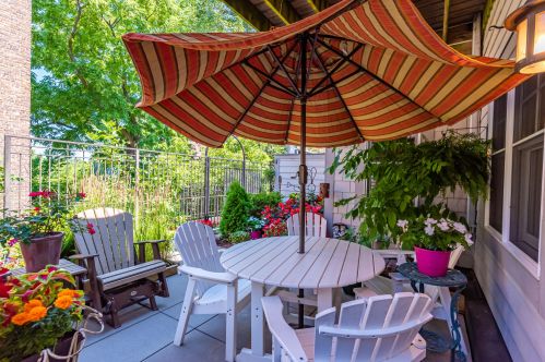 822 Hamilton St, Milwaukee WI 53202-1607 exterior