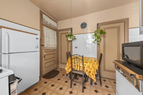 6620 Kilpatrick Ave, Chicago IL 60652-3518 exterior