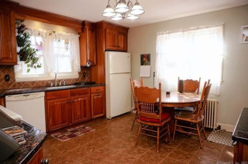 61 Spg St, Torrington CT 06790-4712 exterior