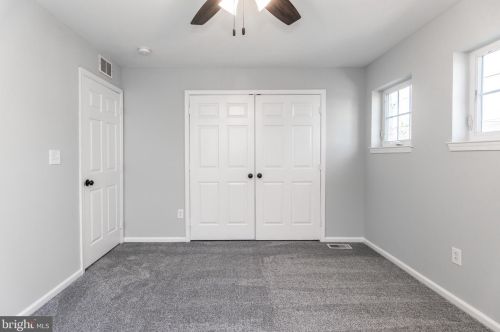 1915 Franklin St, Philadelphia PA 19122-2015 exterior