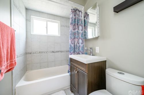 294 Austin Ave, Old Bridge NJ 08857-1205 exterior