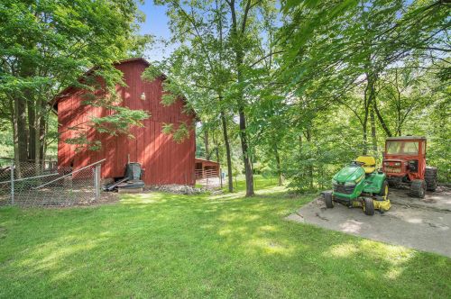 6968 Garbow Rd, Middlevle MI 49333-8045 exterior