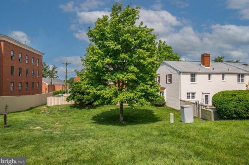 3824 Ingalls Ave, Alexandria VA 22302-1810 exterior