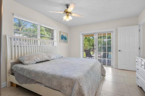 960 20 St, Boca Raton FL 33486-6832 exterior