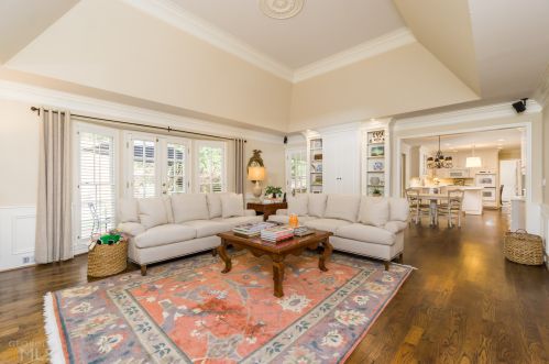 7710 Dunvegan Close, Atlanta GA 30350-5504 exterior