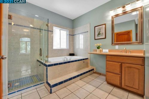 901 Hilldale Ave, Berkeley CA 94708-1438 exterior