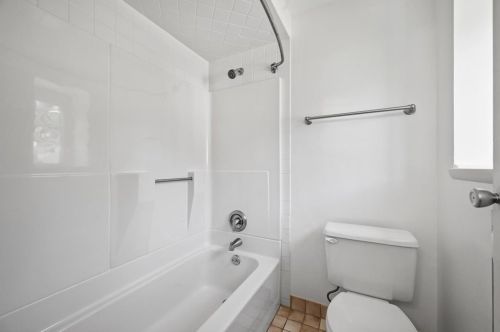 309 Highland Pne Ct, Pittsburgh PA 15237-2019 exterior