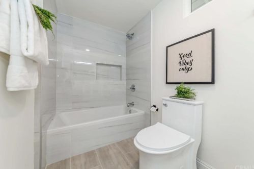 2017 Las Lanas Ln, Fullerton CA  92833-1706 exterior