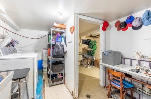 5833 Whipple St, Chicago IL 60659-3708 exterior