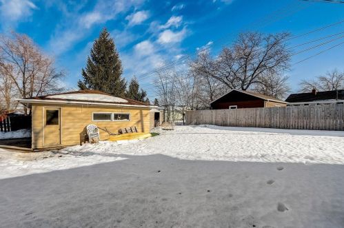 10341 Silver Spring Dr, Milwaukee WI 53209-5149 exterior