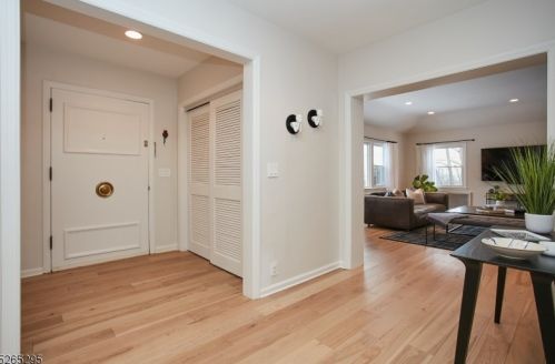 168 Forest Hill Rd, Town Center NJ  07052-3958 exterior