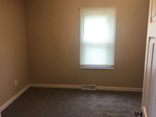 1011 Larch Ave, Meskegon MI  49441-2362 exterior