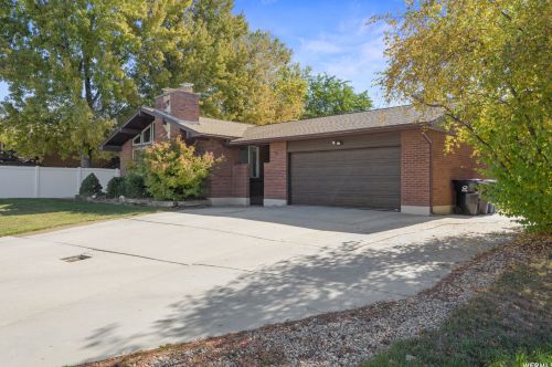 1494 Ridgemark Dr, Sandy, UT 84092-2915