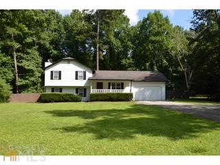 1649 Norton Estates Cir, Lithonia, GA 30078-2744