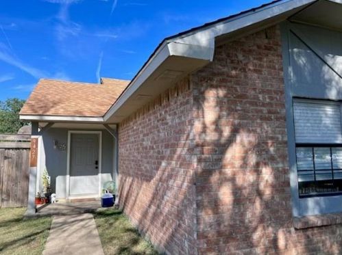 9427 Gonzales Dr, Dallas, TX 75227-5034