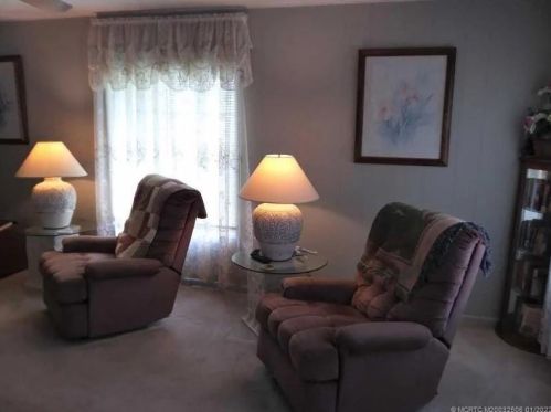 40 Montilla Way, Fort Pierce FL 34952-3442 exterior