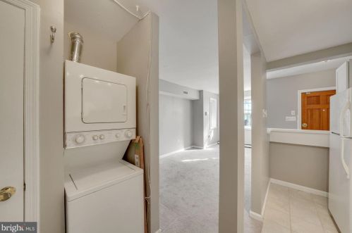 620 7 St, Washington DC 20024-2438 exterior