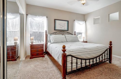 224 Marsalla Dr, Folsom CA 95630-7201 exterior