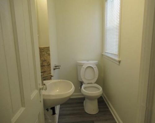 4130 42, Milwaukee WI 53208-3755 exterior