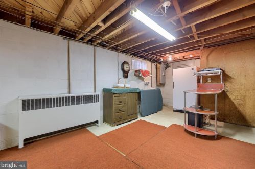 1926 Drexel Ave, Lancaster PA 17602-3302 exterior