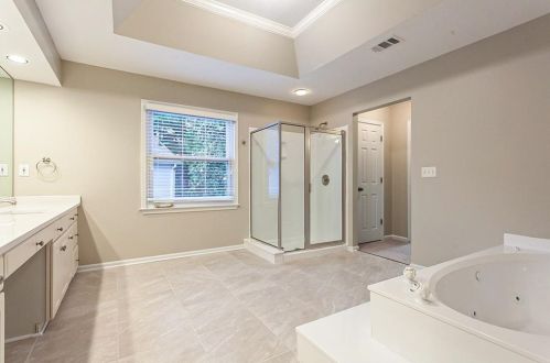 755 Glenridge Close Dr, Atlanta GA  30328-3476 exterior