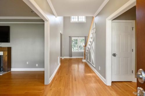 4878 Long Island Dr, Atlanta GA  30342-2570 exterior