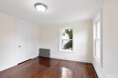 251 Handy St, New Brunswick NJ  08901-2943 exterior