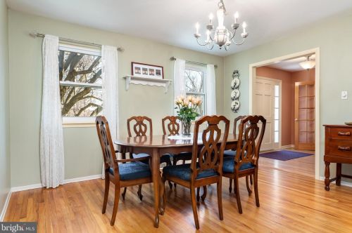 119 Brent Dr, Media PA 19086-6610 exterior