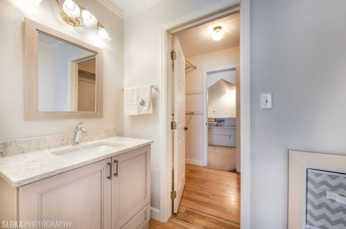 494 Warwick Ln, Bull Valley IL 60014-5426 exterior