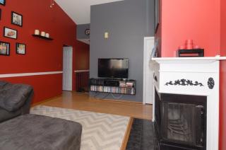 2260 Crescent Ln, Aurora IL  60504-6074 exterior