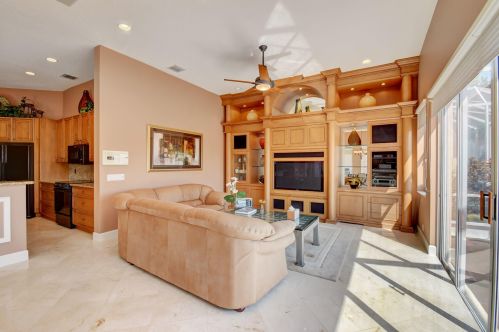 6774 Garde Rd, Boynton Beach FL 33472-7315 exterior