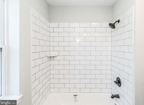 1915 Franklin St, Philadelphia PA 19122-2015 exterior