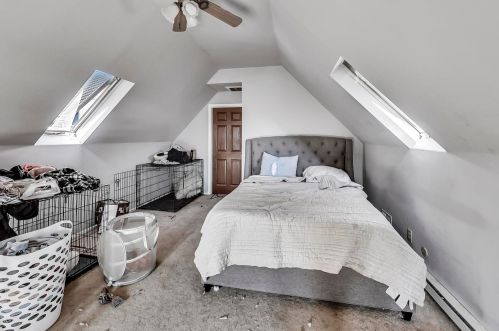 3831 Central Park Ave, Chicago IL 60618-4102 exterior