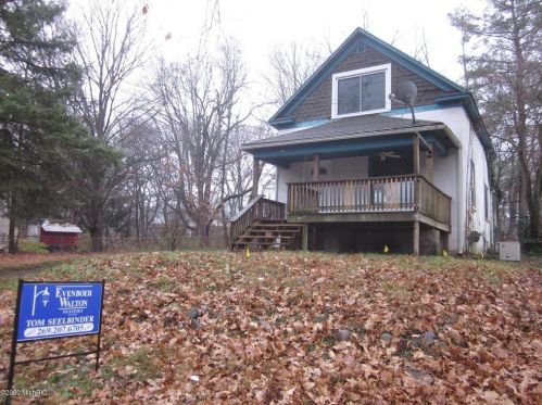 1033 Fenimore Ave, Kalamazoo MI 49048-2028 exterior