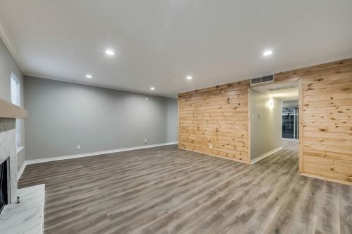 15909 Archwood Ln, Dallas, TX 75248-3534