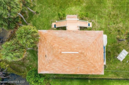 10060 Tropical Trl, Merritt Island FL 32953-6060 exterior