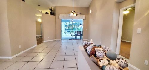 12218 Shady Forest Dr, Riverview, FL 33569-5632