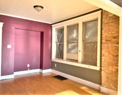 2333 Hoyne Ave, Chicago IL 60643-1816 exterior