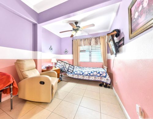 2777 Kalihi St, Honolulu HI 96819-6009 exterior