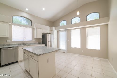 791 Glenmere Dr, Chandler AZ  85225-8936 exterior