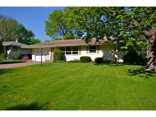 2801 Galtier St, Saint Paul, MN 55113-2410