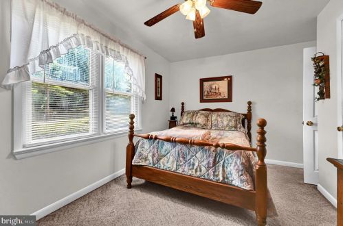 1000 Littlestown Rd, Littlestown PA 17340-9442 exterior