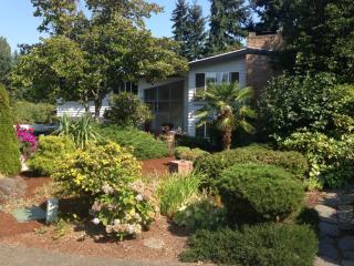 337 201st Pl, Seattle, WA 98177-2015