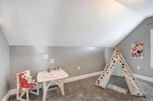 2689 Milwaukee St, Madison WI  53704-5153 exterior