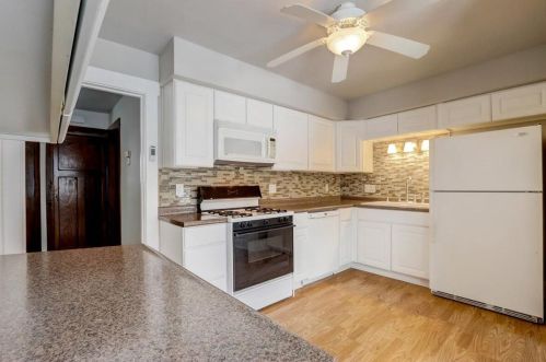 218 66th St, Milwaukee, WI 53214-1730