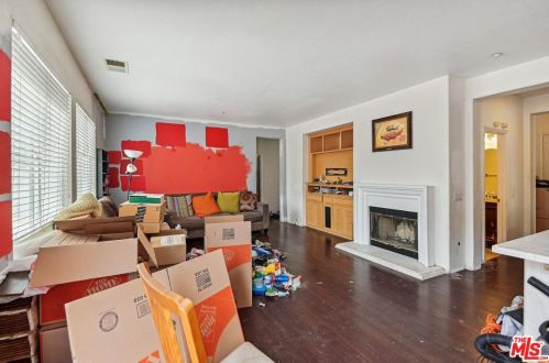 3012 Dunkirk Dr, Oxnard, CA 93035-1261